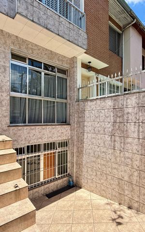Casa para alugar com 120m², 2 quartos e sem vaga Casa para alugar com 120m², 2 quartos e sem vagaGaragem