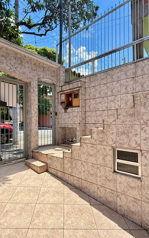 Casa para alugar com 120m², 2 quartos e sem vaga Casa para alugar com 120m², 2 quartos e sem vagaGaragem