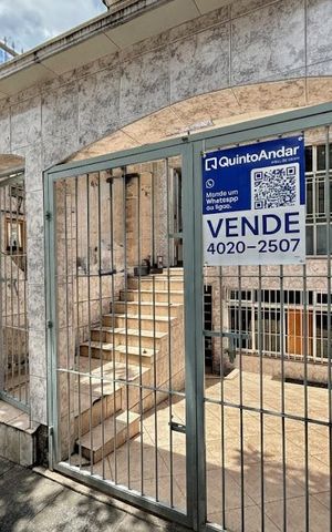 Casa para alugar com 120m², 2 quartos e sem vaga Casa para alugar com 120m², 2 quartos e sem vagaFachada