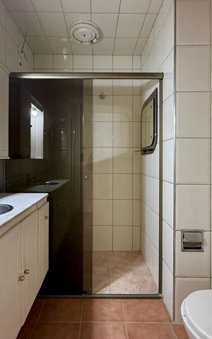 Casa para alugar com 120m², 2 quartos e sem vaga Casa para alugar com 120m², 2 quartos e sem vagaBanheiro