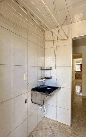Casa para alugar com 120m², 2 quartos e sem vaga Casa para alugar com 120m², 2 quartos e sem vagaÁrea de Serviço