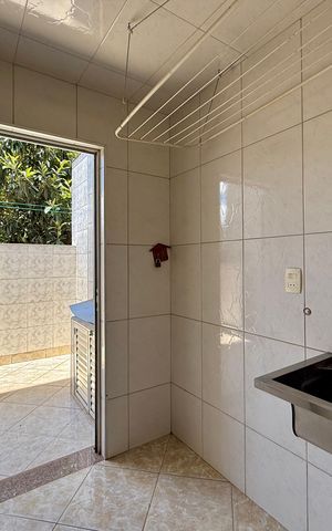 Casa para alugar com 120m², 2 quartos e sem vaga Casa para alugar com 120m², 2 quartos e sem vagaÁrea de Serviço
