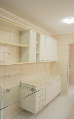 Apartamento à venda com 127m², 3 quartos e 3 vagas Apartamento à venda com 127m², 3 quartos e 3 vagasCOZINHA
