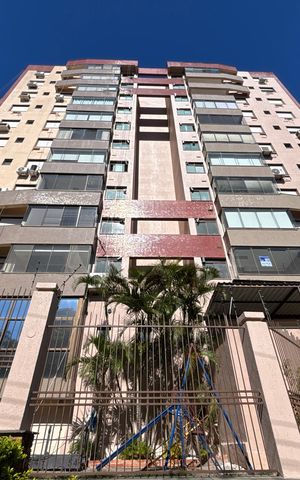 Apartamento para alugar com 87m², 3 quartos e 2 vagasFachada