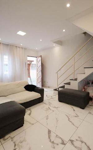 Apartamento à venda com 74m², 2 quartos e 1 vagaSala