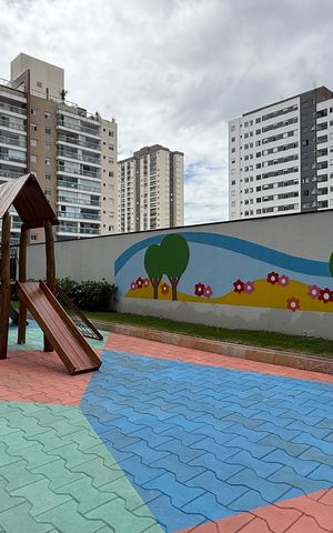 Apartamento para alugar com 43m², 1 quarto e 1 vaga Apartamento para alugar com 43m², 1 quarto e 1 vagaÁrea Comum - Playground