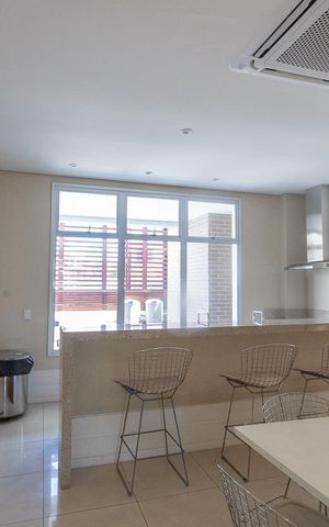 Apartamento à venda com 114m², 2 quartos e 2 vagas Apartamento à venda com 114m², 2 quartos e 2 vagasÁrea comum - Salão de festas