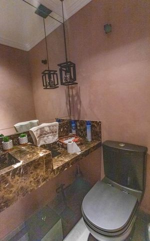 Apartamento à venda com 114m², 2 quartos e 2 vagas Apartamento à venda com 114m², 2 quartos e 2 vagasLavabo