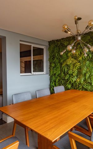 Apartamento à venda com 114m², 2 quartos e 2 vagas Apartamento à venda com 114m², 2 quartos e 2 vagasVaranda
