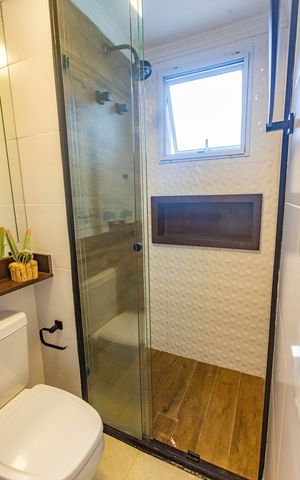 Apartamento à venda com 114m², 2 quartos e 2 vagas Apartamento à venda com 114m², 2 quartos e 2 vagasBanheiro da Suíte 2