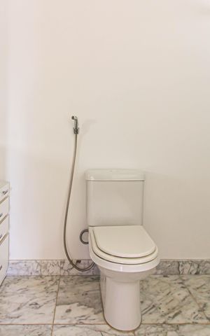 Apartamento à venda com 132m², 3 quartos e 2 vagas Apartamento à venda com 132m², 3 quartos e 2 vagasBanheiro da Suíte 2