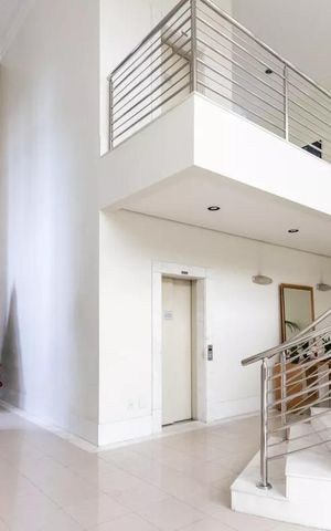 Apartamento à venda com 132m², 3 quartos e 2 vagas Apartamento à venda com 132m², 3 quartos e 2 vagasHall de entrada