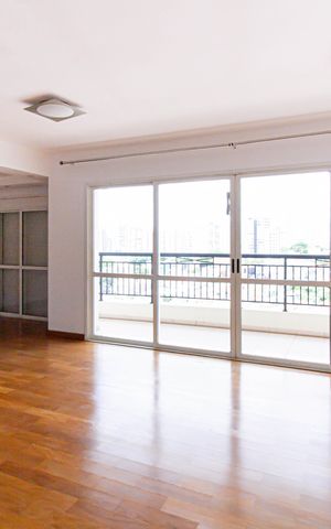 Apartamento à venda com 132m², 3 quartos e 2 vagas Apartamento à venda com 132m², 3 quartos e 2 vagasSala
