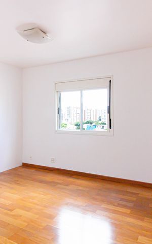 Apartamento à venda com 132m², 3 quartos e 2 vagas Apartamento à venda com 132m², 3 quartos e 2 vagasSuíte 1