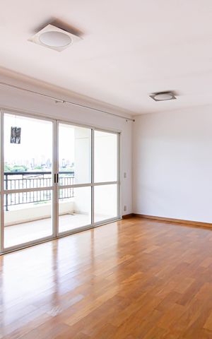 Apartamento à venda com 132m², 3 quartos e 2 vagas Apartamento à venda com 132m², 3 quartos e 2 vagasSala