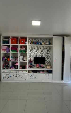 Casa à venda com 212m², 3 quartos e 4 vagas