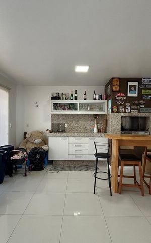 Casa à venda com 212m², 3 quartos e 4 vagas