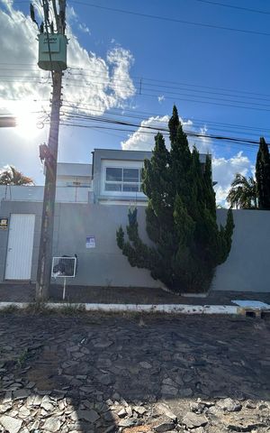Casa à venda com 212m², 3 quartos e 4 vagas