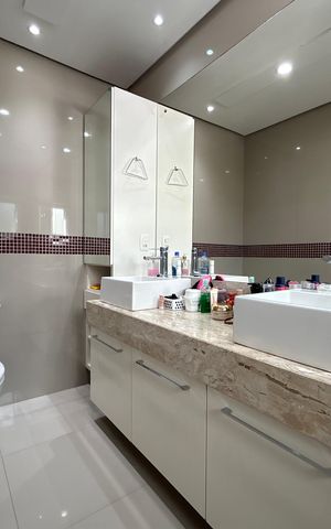 Casa à venda com 212m², 3 quartos e 4 vagas