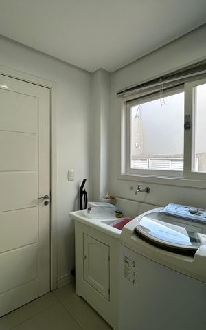 Casa à venda com 212m², 3 quartos e 4 vagas