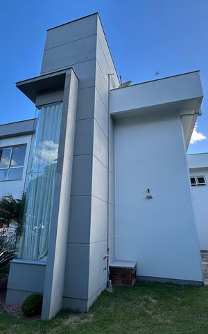 Casa à venda com 212m², 3 quartos e 4 vagas