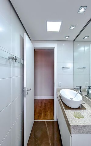 Apartamento à venda com 107m², 3 quartos e 2 vagasBanheiro da Suíte 