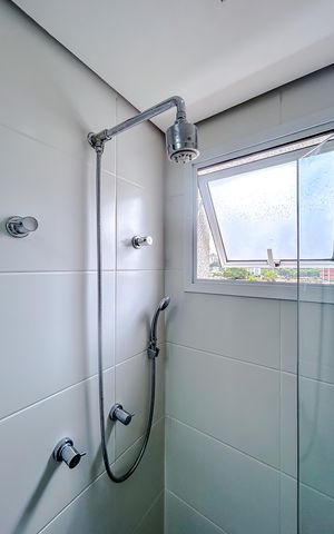Apartamento à venda com 107m², 3 quartos e 2 vagasBanheiro da Suíte 