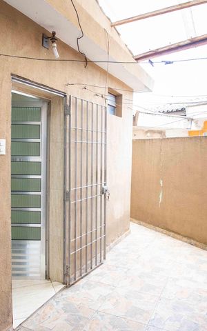 Casa à venda com 170m², 4 quartos e 1 vagaÁrea comum