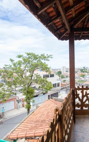 Casa à venda com 170m², 4 quartos e 1 vagaVaranda