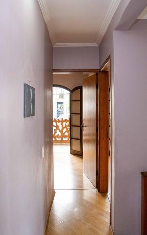 Casa à venda com 170m², 4 quartos e 1 vagaCorredor