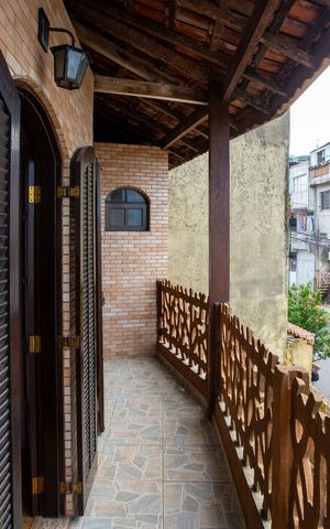 Casa à venda com 170m², 4 quartos e 1 vagaVaranda
