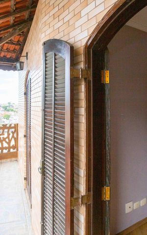 Casa à venda com 170m², 4 quartos e 1 vagaVaranda da Suite