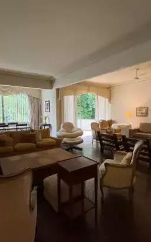 Apartamento à venda com 190m², 4 quartos e 1 vaga