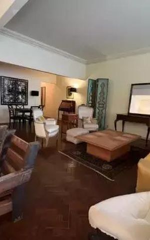 Apartamento à venda com 190m², 4 quartos e 1 vaga