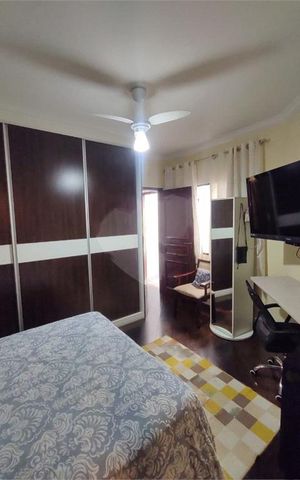 Casa à venda com 300m², 4 quartos e 5 vagas