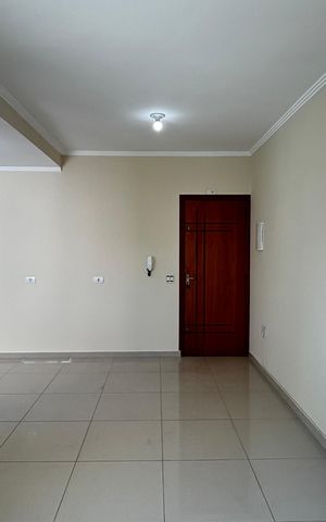 Apartamento à venda com 90m², 2 quartos e 2 vagas Apartamento à venda com 90m², 2 quartos e 2 vagasSala