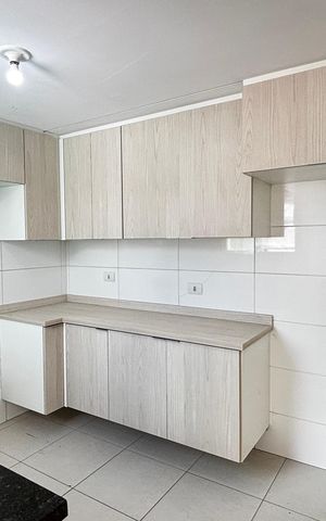Apartamento à venda com 90m², 2 quartos e 2 vagas Apartamento à venda com 90m², 2 quartos e 2 vagasCozinha