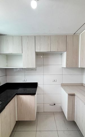 Apartamento à venda com 90m², 2 quartos e 2 vagas Apartamento à venda com 90m², 2 quartos e 2 vagasCozinha