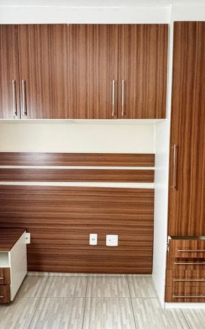 Apartamento à venda com 90m², 2 quartos e 2 vagas Apartamento à venda com 90m², 2 quartos e 2 vagasQuarto 1
