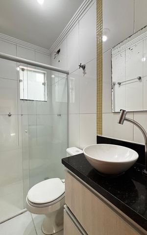 Apartamento à venda com 90m², 2 quartos e 2 vagas Apartamento à venda com 90m², 2 quartos e 2 vagasBanheiro social