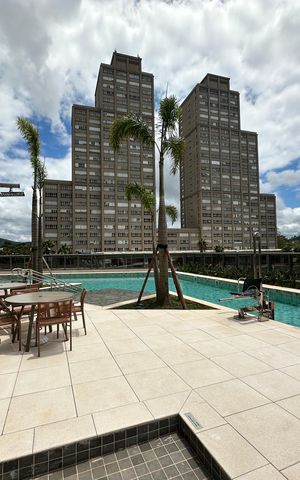 Apartamento à venda com 185m², 3 quartos e 3 vagasÁrea comum - Piscina