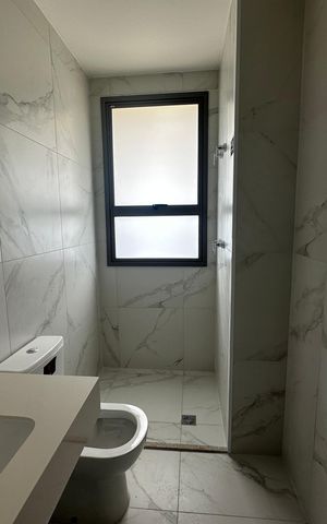Apartamento à venda com 185m², 3 quartos e 3 vagasBanheiro da Suíte 2