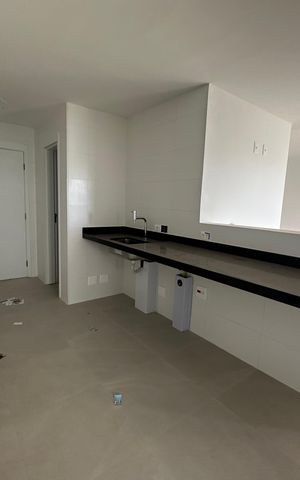 Apartamento à venda com 185m², 3 quartos e 3 vagasCozinha
