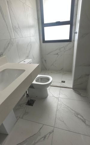 Apartamento à venda com 185m², 3 quartos e 3 vagasBanheiro da Suíte 2