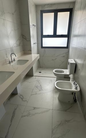 Apartamento à venda com 185m², 3 quartos e 3 vagasBanheiro da Suíte 3