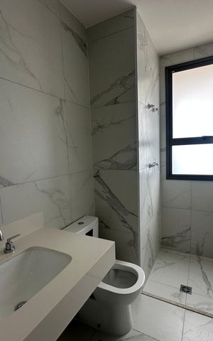 Apartamento à venda com 185m², 3 quartos e 3 vagasBanheiro da Suíte 1