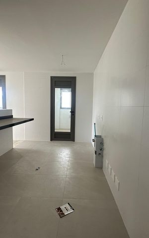 Apartamento à venda com 185m², 3 quartos e 3 vagasCozinha