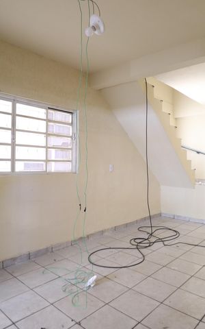 Casa para alugar com 140m², 4 quartos e 2 vagasSala