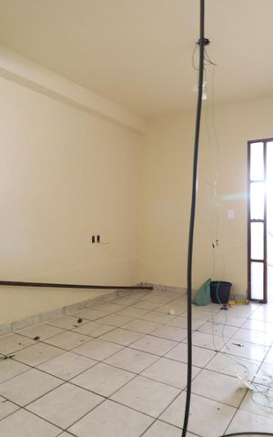 Casa para alugar com 140m², 4 quartos e 2 vagasSala