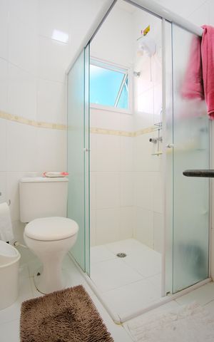Casa à venda com 206m², 3 quartos e 3 vagasBanheiro da Suíte